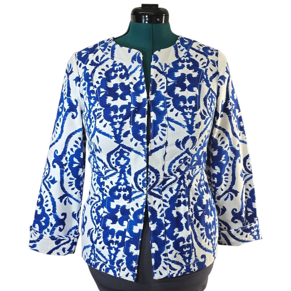 Chicos Women's Blazer‎ Size 0 Small Blue White Floral Jacquard 3/4 Sleeve Career